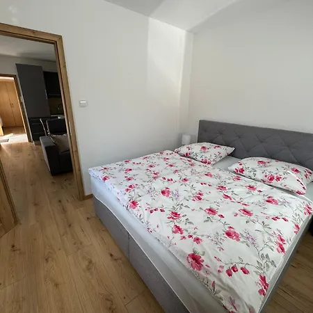 Domky Pod Golfem Slapy (Prague-West)