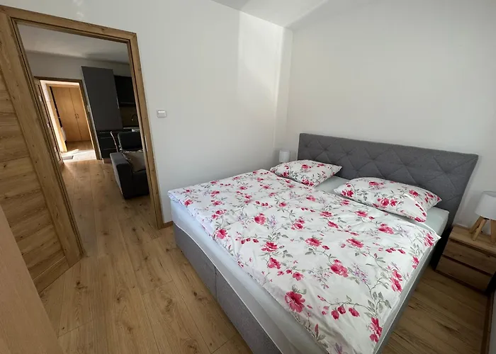 Domky Pod Golfem Slapy (Prague-West)